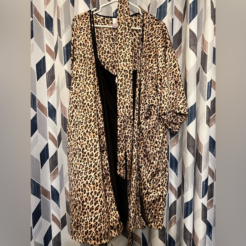 Nightgown and robe